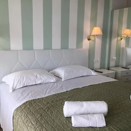 The Sea 2 Κασσιόπη